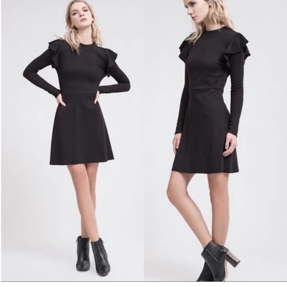 Sleek ruffle dress by J.O.A. Size M
